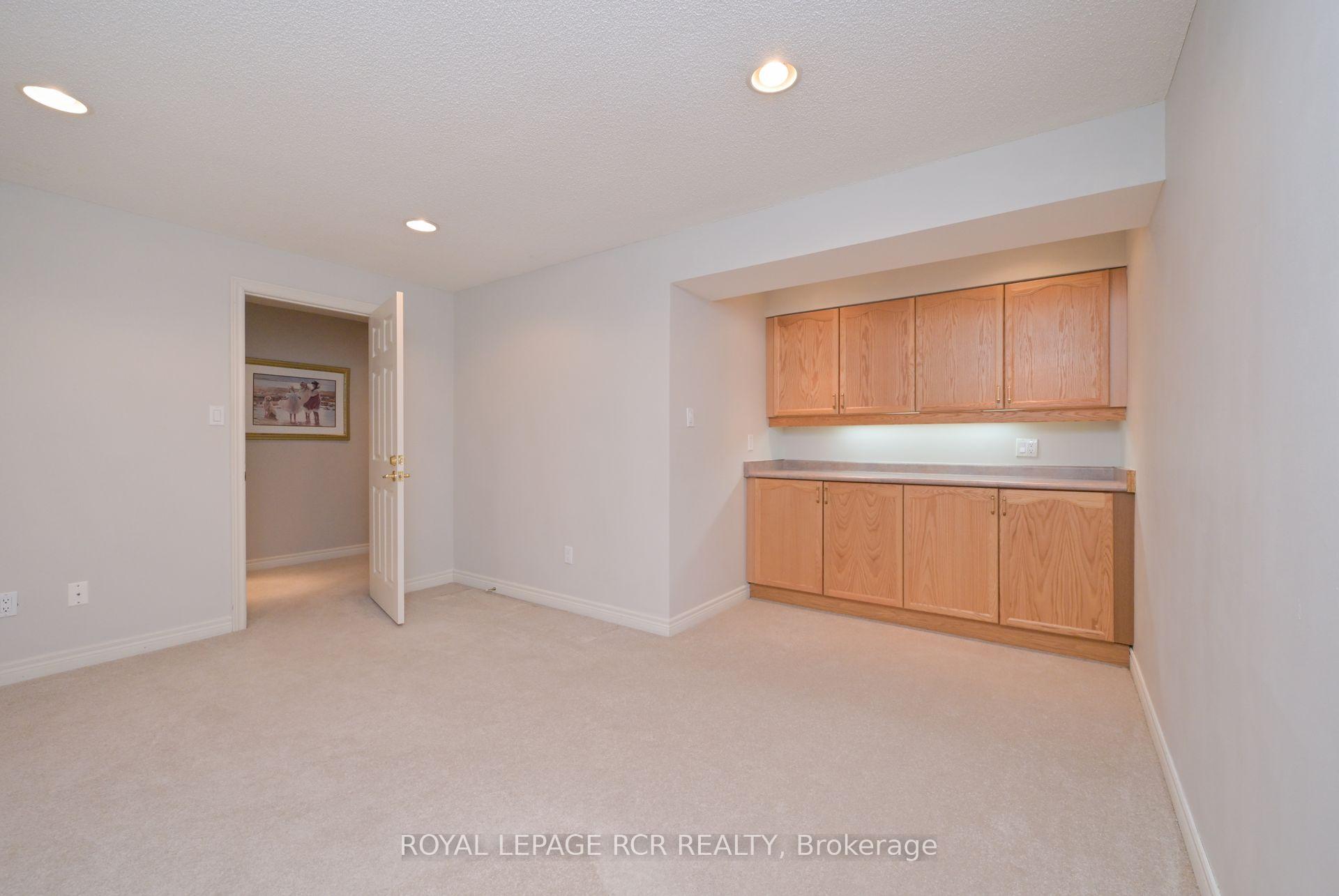 Photo 37 of 10 Forest Link, New Tecumseth, Alliston — HOMEH