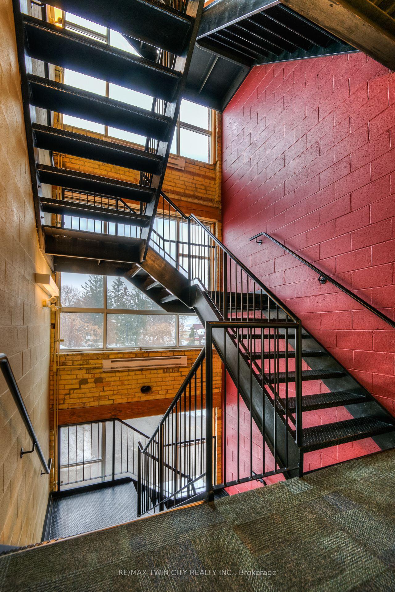 Photo 3 of Unit 608, 120 Mansion Street, Kitchener — HOMEH