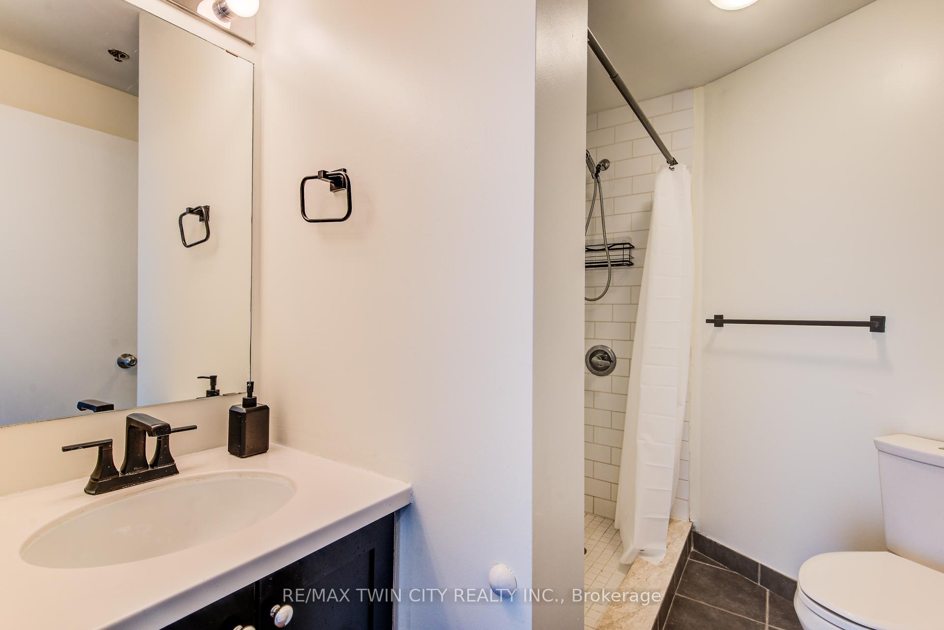 Photo 6 of Unit 608, 120 Mansion Street, Kitchener — HOMEH