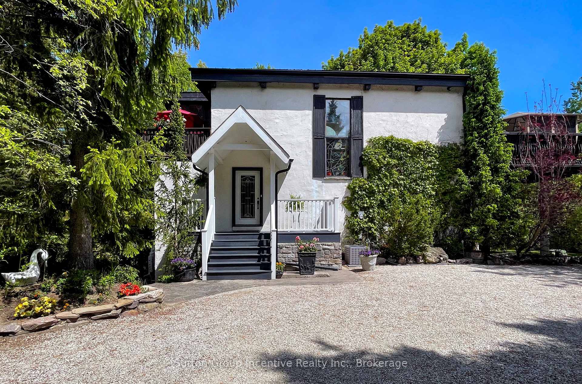 Front of 187 Arlberg Crescent