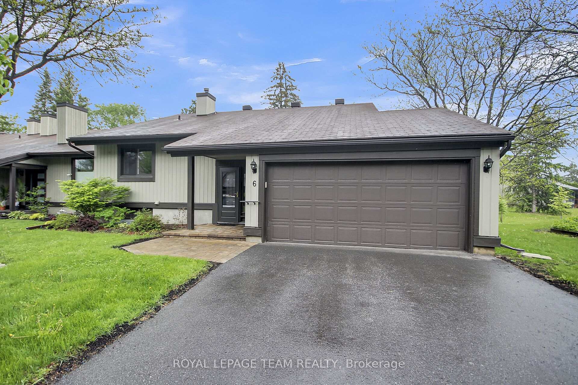 Photo 2 of 6 Meadowmist Court, Ottawa, Stittsville (Central) — HOMEH