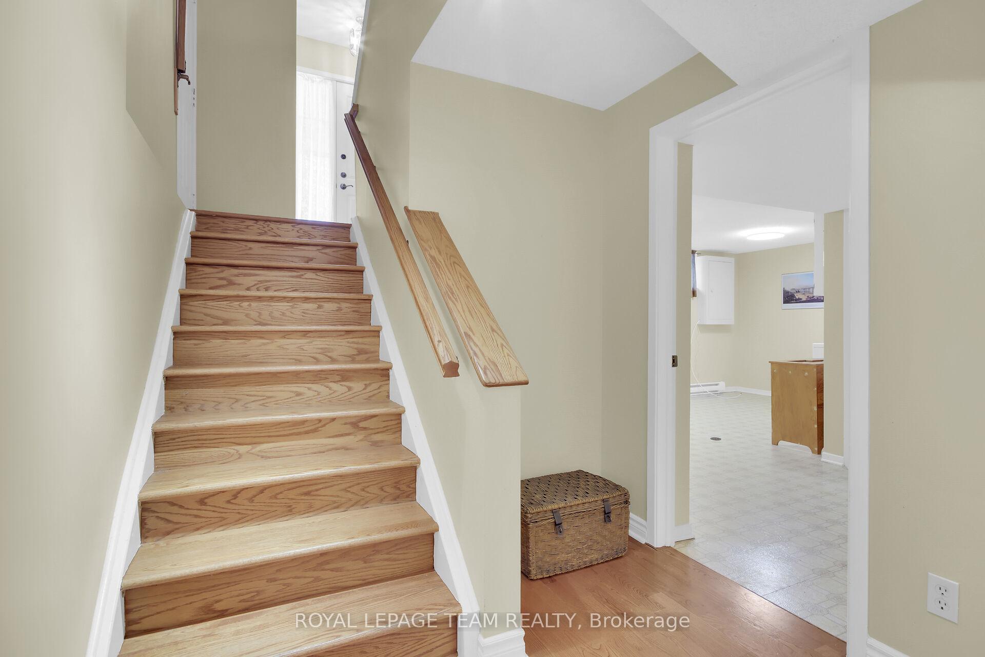 Photo 32 of 6 Meadowmist Court, Ottawa, Stittsville (Central) — HOMEH