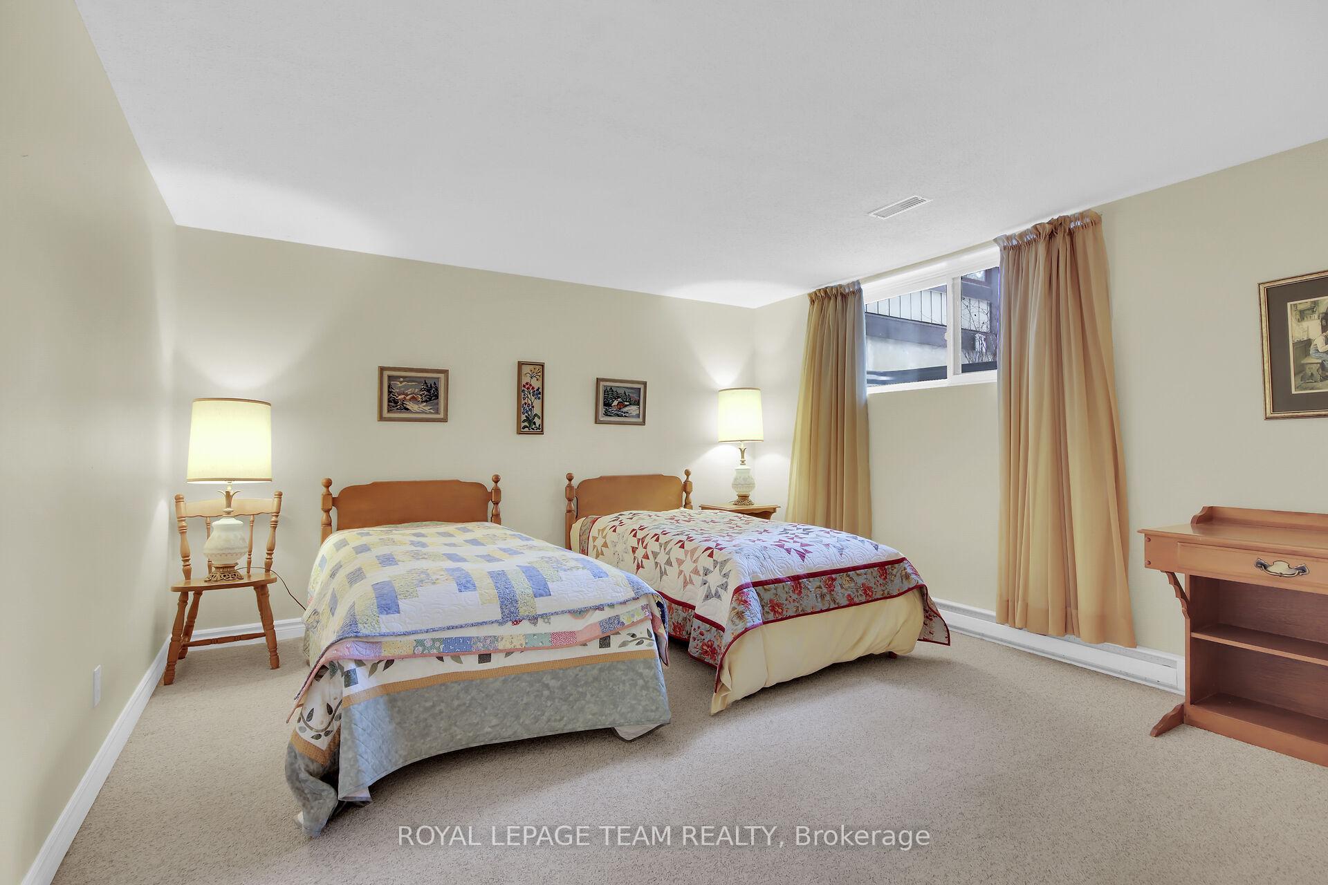 Photo 33 of 6 Meadowmist Court, Ottawa, Stittsville (Central) — HOMEH