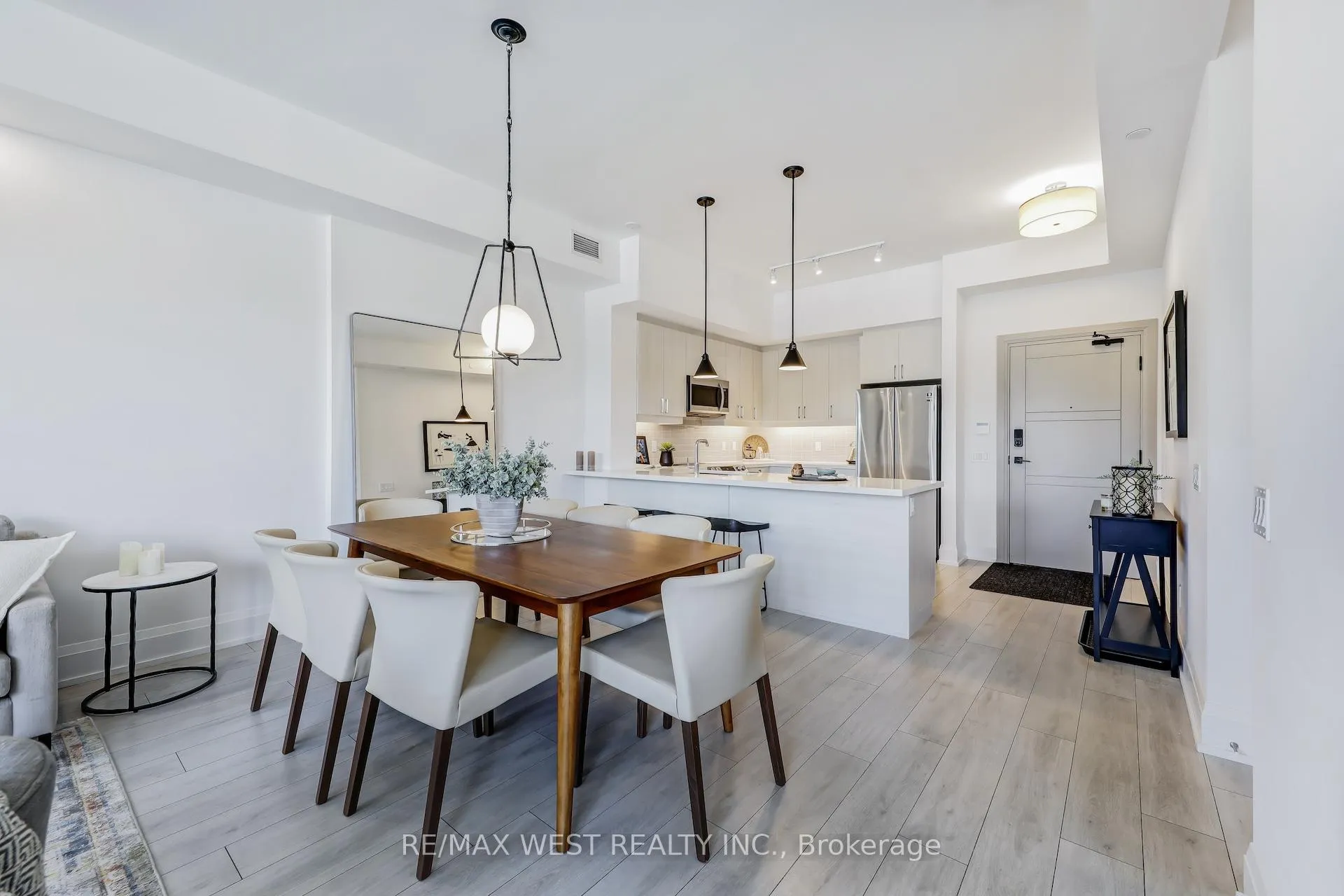 Photo 6 of Unit 211, 1 Hume Street, Collingwood — HOMEH