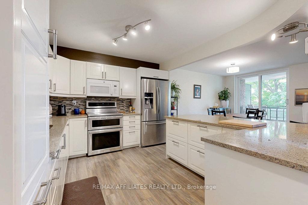 Photo 5 of Unit 303, 50 Emmerson Avenue, Ottawa, Mechanicsville — HOMEH