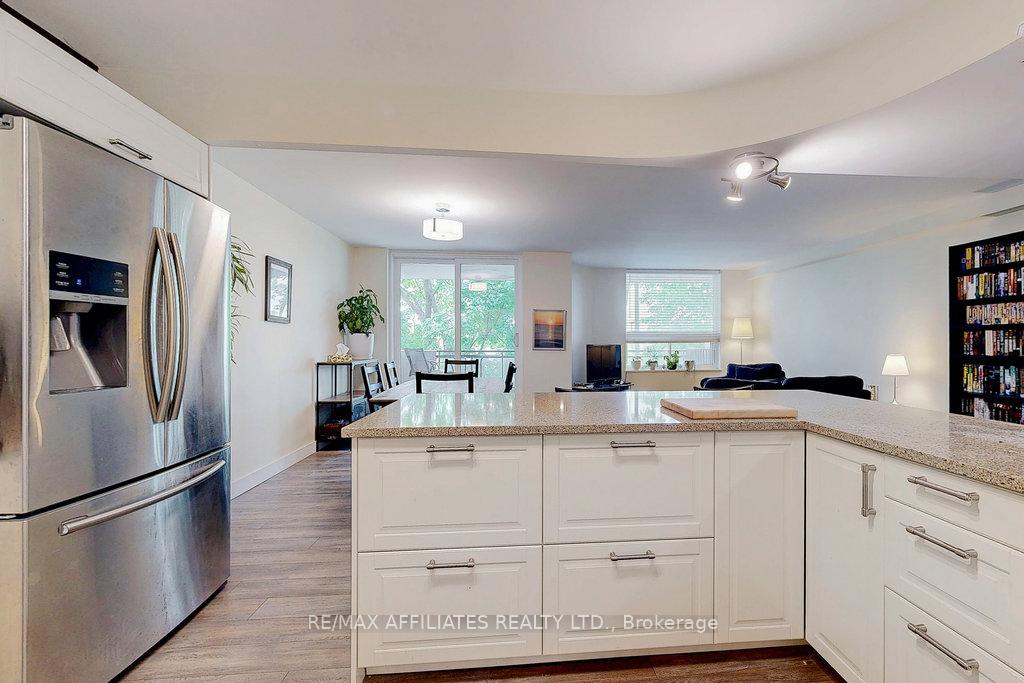 Photo 6 of Unit 303, 50 Emmerson Avenue, Ottawa, Mechanicsville — HOMEH