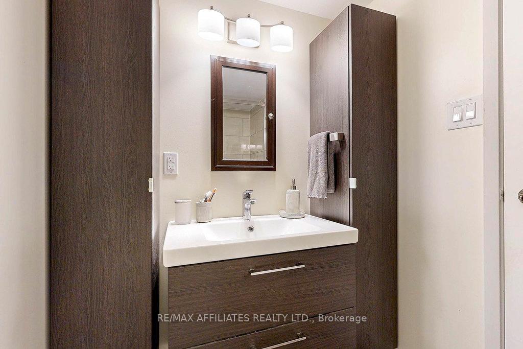 Photo 23 of Unit 303, 50 Emmerson Avenue, Ottawa, Mechanicsville — HOMEH
