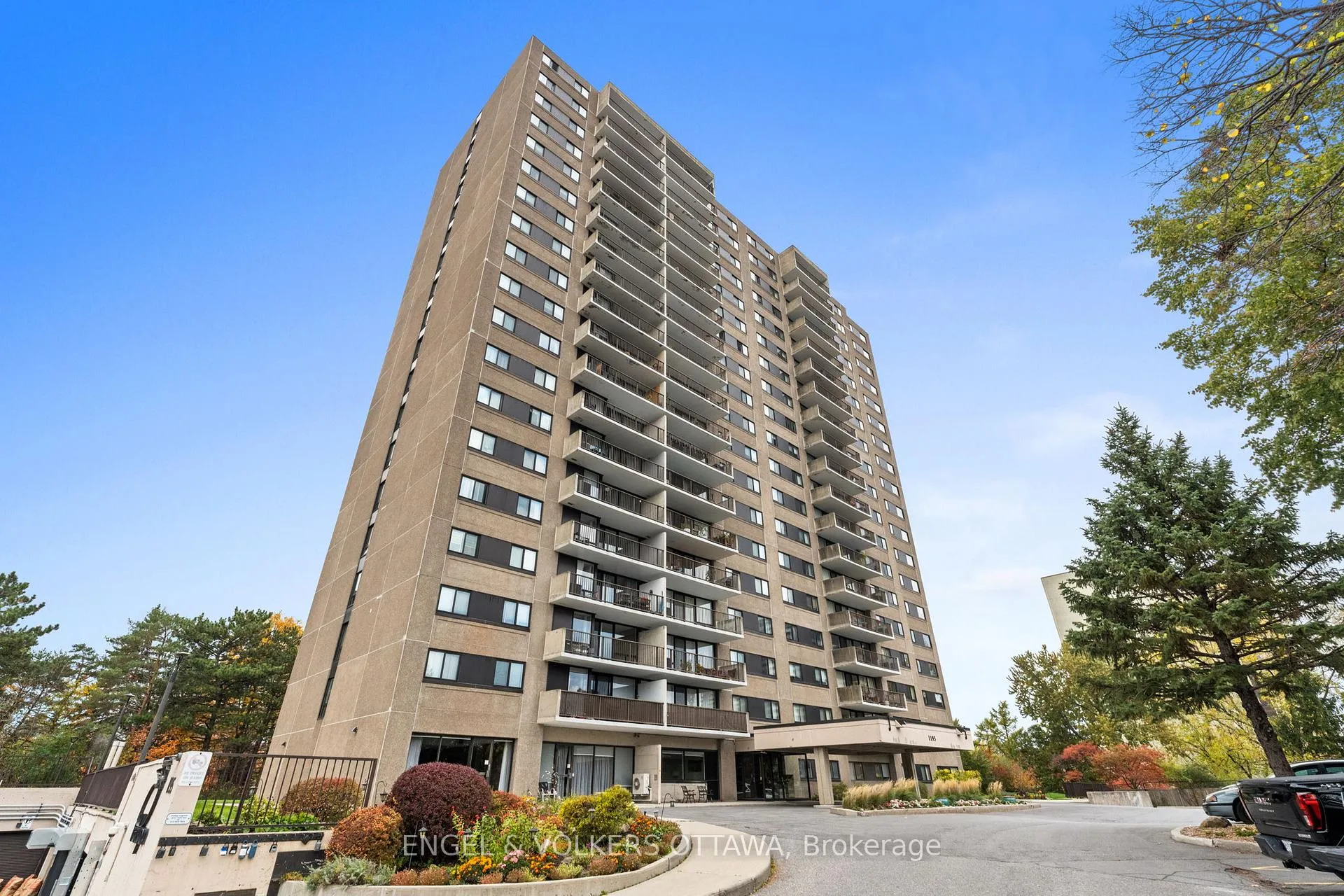 Photo 1 of Unit 1007, 1195 Richmond Road, Ottawa, Woodroffe — HOMEH