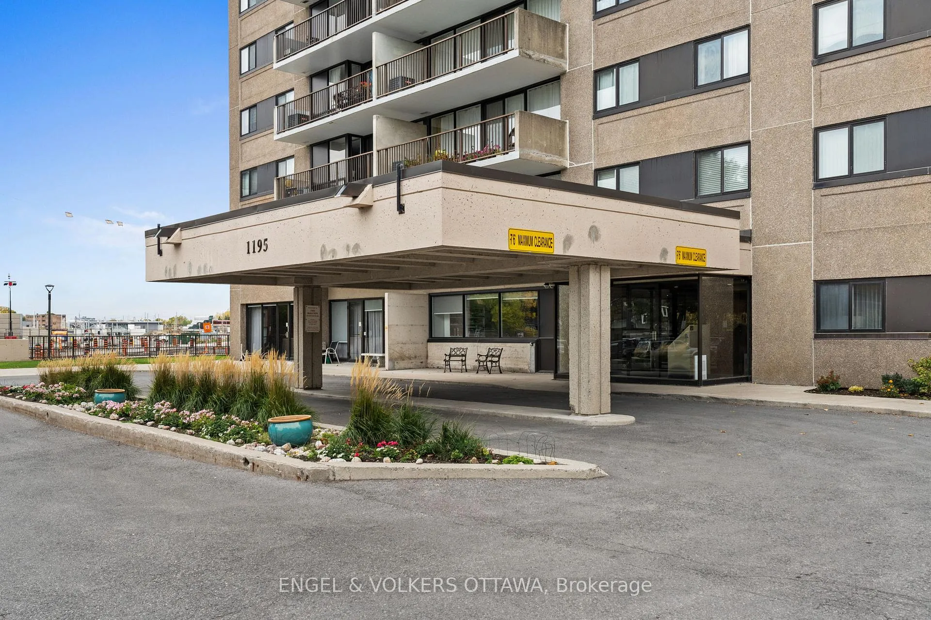 Photo 2 of Unit 1007, 1195 Richmond Road, Ottawa, Woodroffe — HOMEH