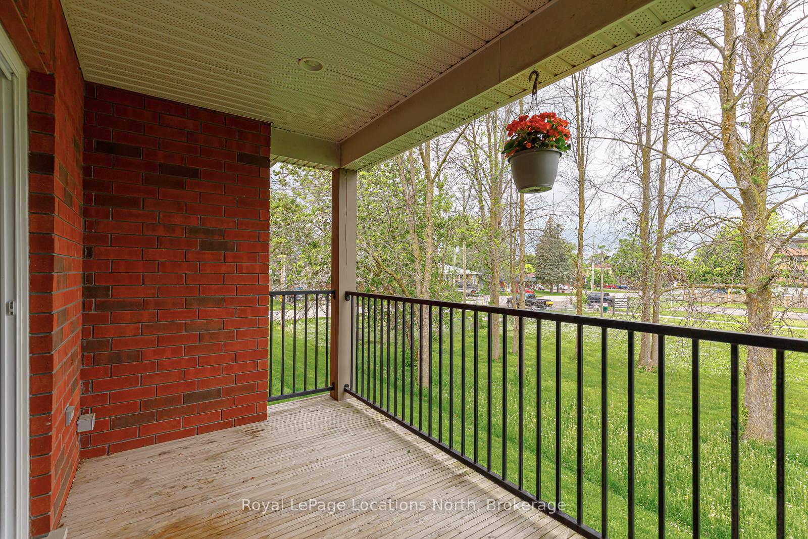 Photo 12 of Unit 203, 435 Walnut Street, Collingwood — HOMEH
