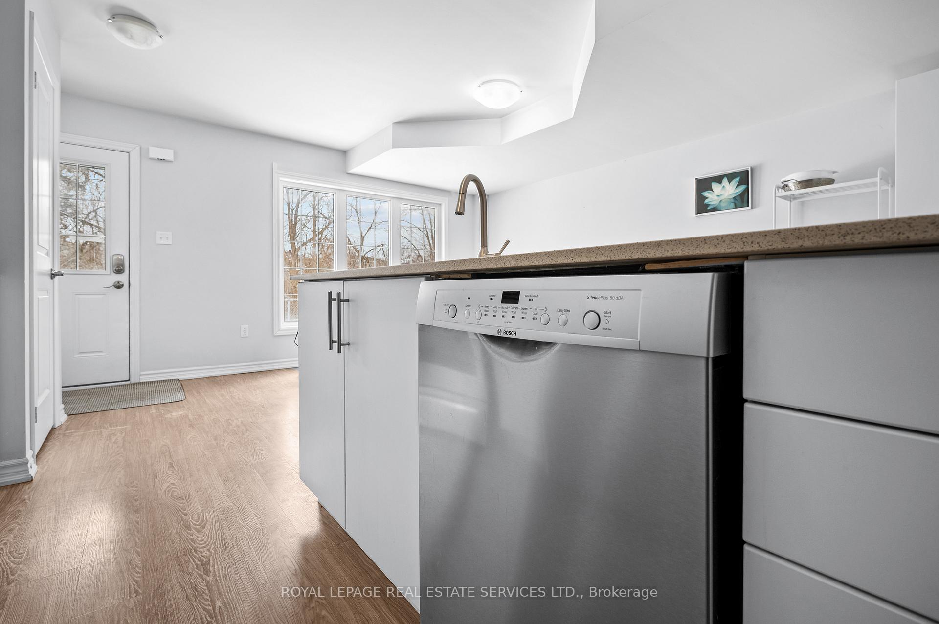Photo 7 of Unit 12, 244 Penetanguishene Road, Barrie, Georgian Drive — HOMEH