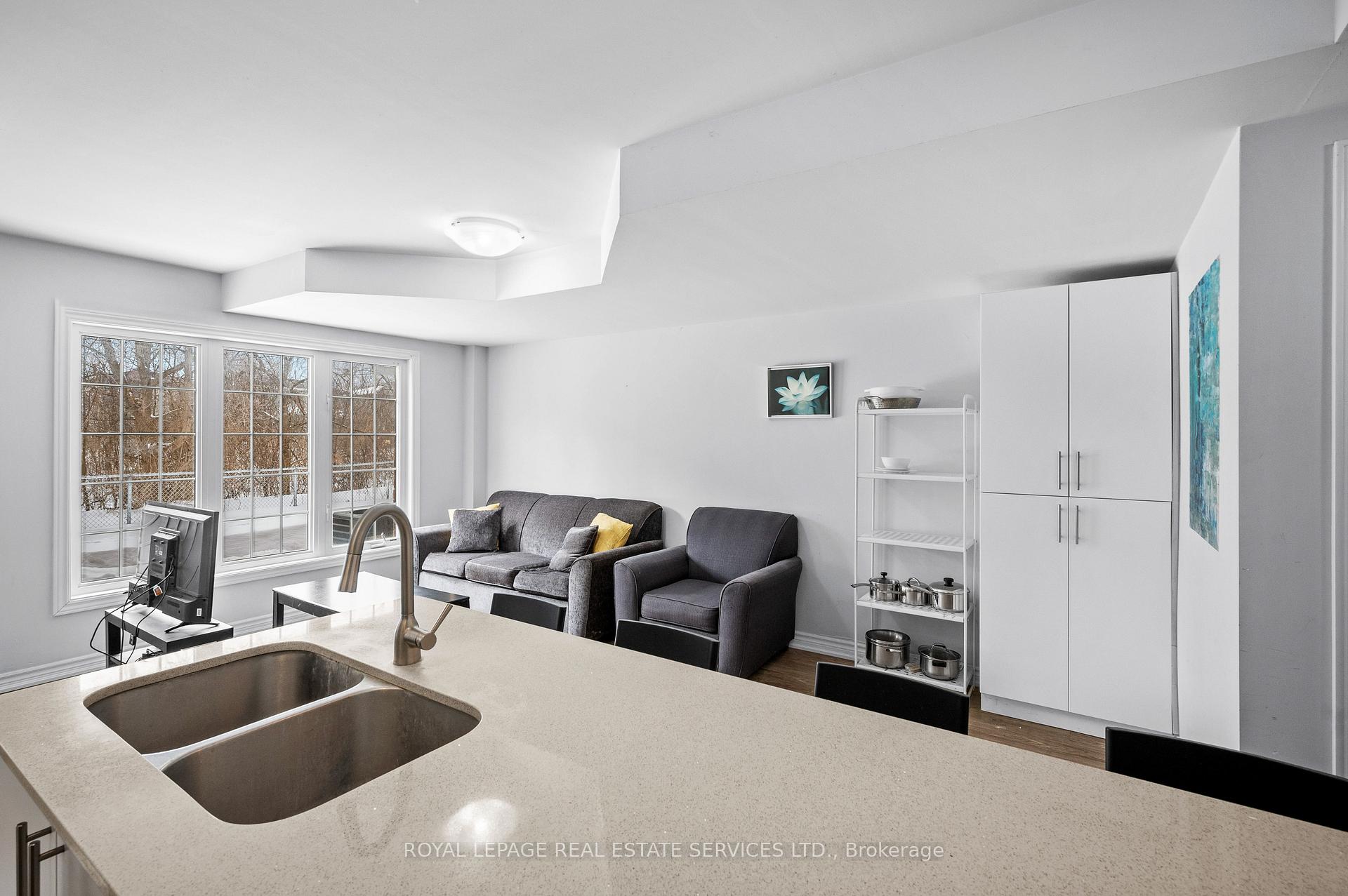 Photo 8 of Unit 12, 244 Penetanguishene Road, Barrie, Georgian Drive — HOMEH