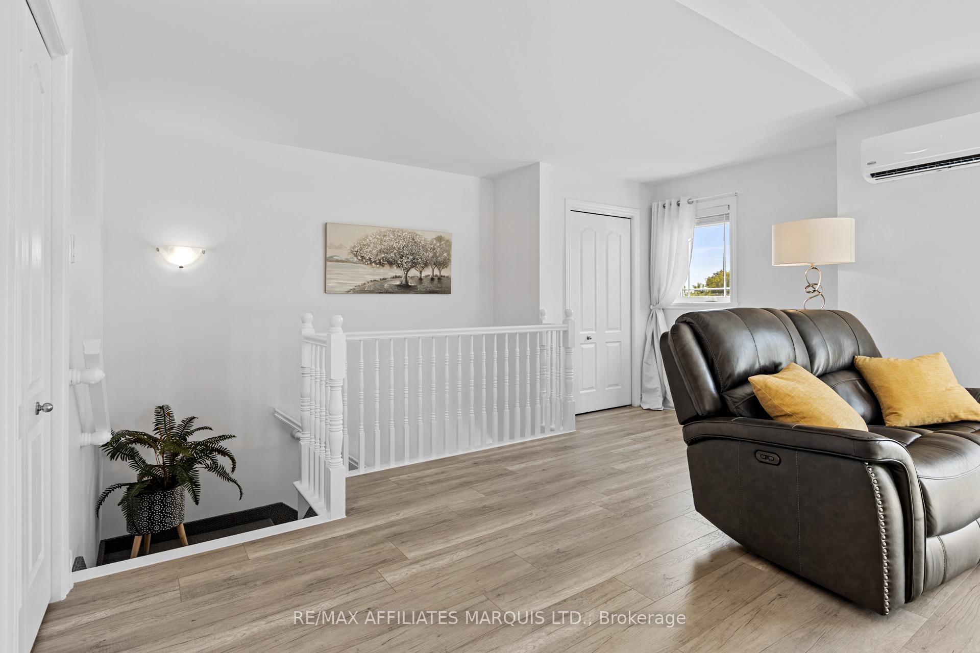 Photo 4 of Unit 201, 229 Water Street E, Cornwall — HOMEH