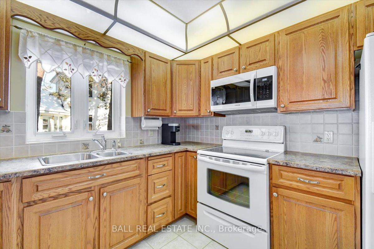 Photo 8 of Unit 104, 16 Alice Street, Bancroft, Bancroft Ward — HOMEH