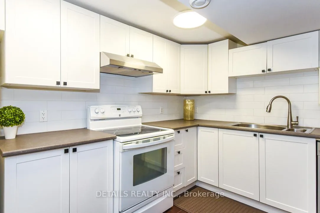 Photo 5 of 970 Shamir Avenue, Ottawa, Elmvale Acres/Urbandale — HOMEH