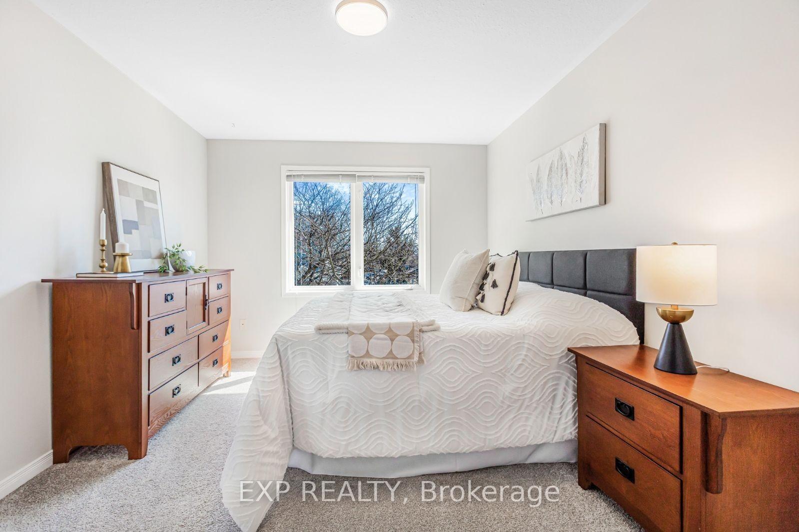 Photo 11 of Unit 10, 81 Valridge Drive, Hamilton, Ancaster — HOMEH