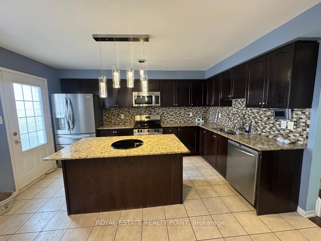Photo 3 of 940 Audley Road N, Ajax, Central East — HOMEH
