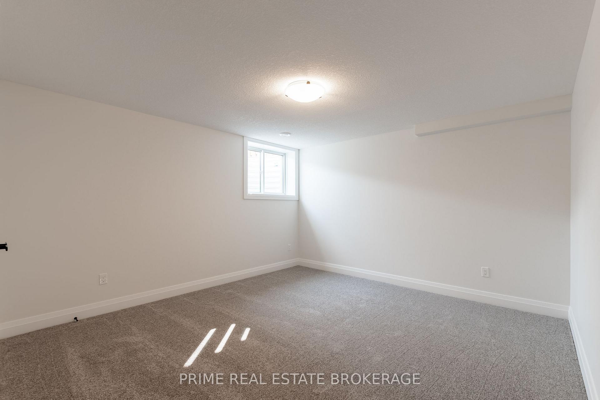 Photo 32 of Unit 47, 63 Compass Trail, Central Elgin, Rural Central Elgin — HOMEH
