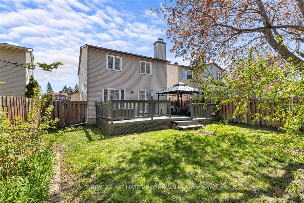 Photo 36 of 423 Viewmount Drive, Ottawa, Borden Farm/Stewart Farm/Carleton Heights/Parkwood Hills — HOMEH