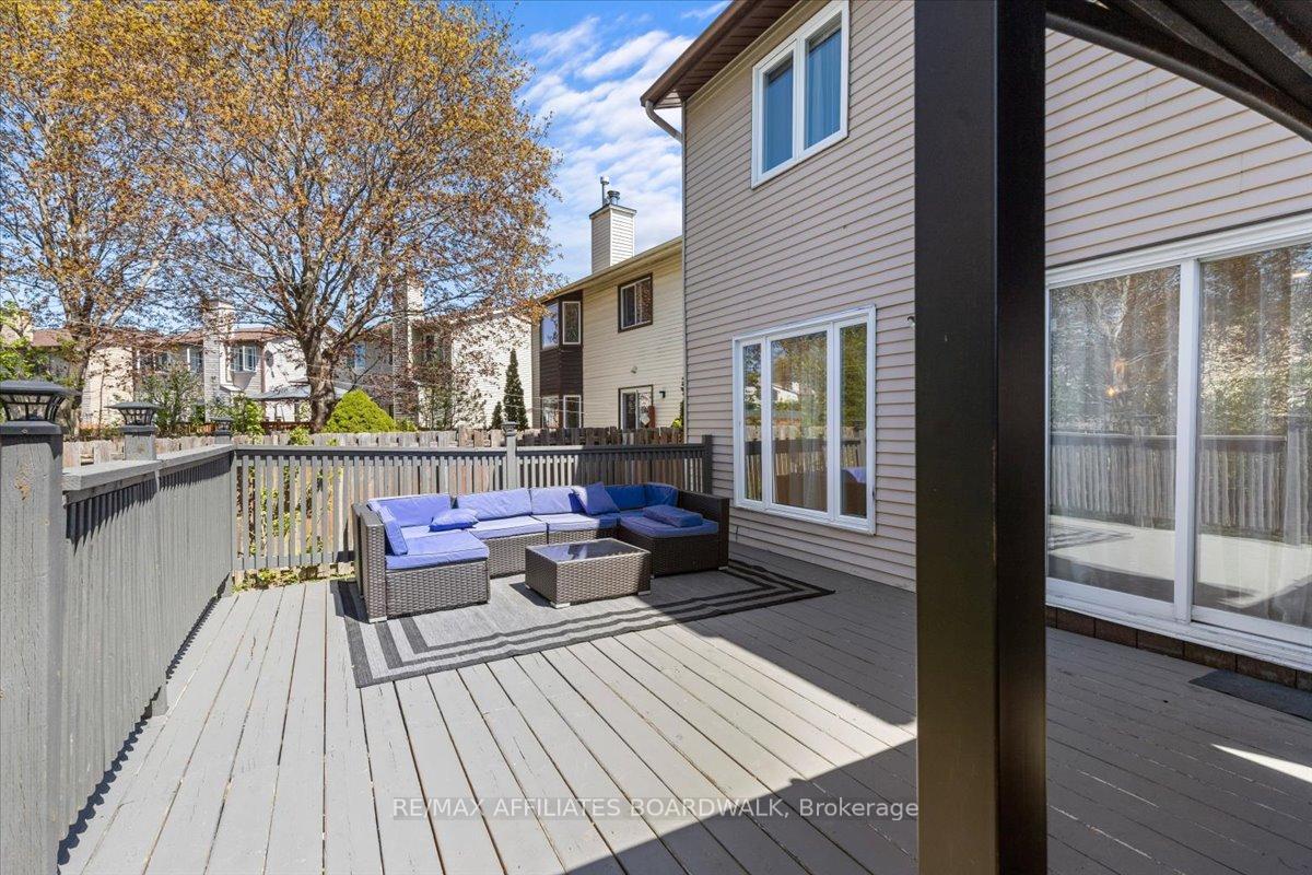Photo 38 of 423 Viewmount Drive, Ottawa, Borden Farm/Stewart Farm/Carleton Heights/Parkwood Hills — HOMEH