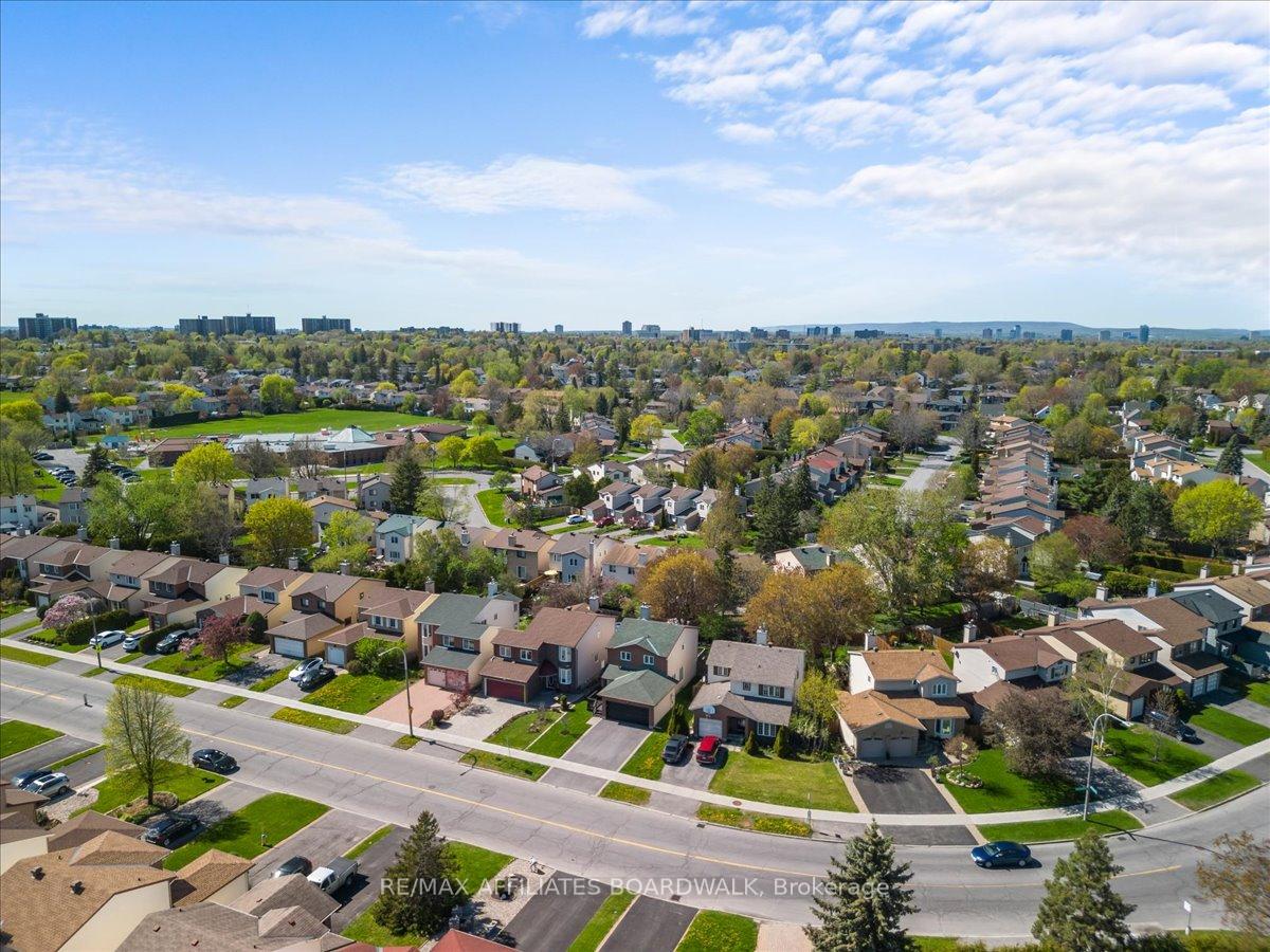 Photo 39 of 423 Viewmount Drive, Ottawa, Borden Farm/Stewart Farm/Carleton Heights/Parkwood Hills — HOMEH