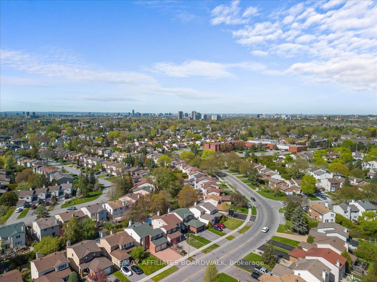 Photo 44 of 423 Viewmount Drive, Ottawa, Borden Farm/Stewart Farm/Carleton Heights/Parkwood Hills — HOMEH
