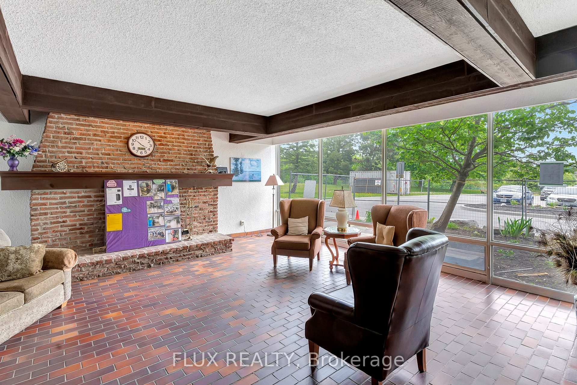 Photo 4 of Unit 712, 225 Harvard Place, Waterloo — HOMEH