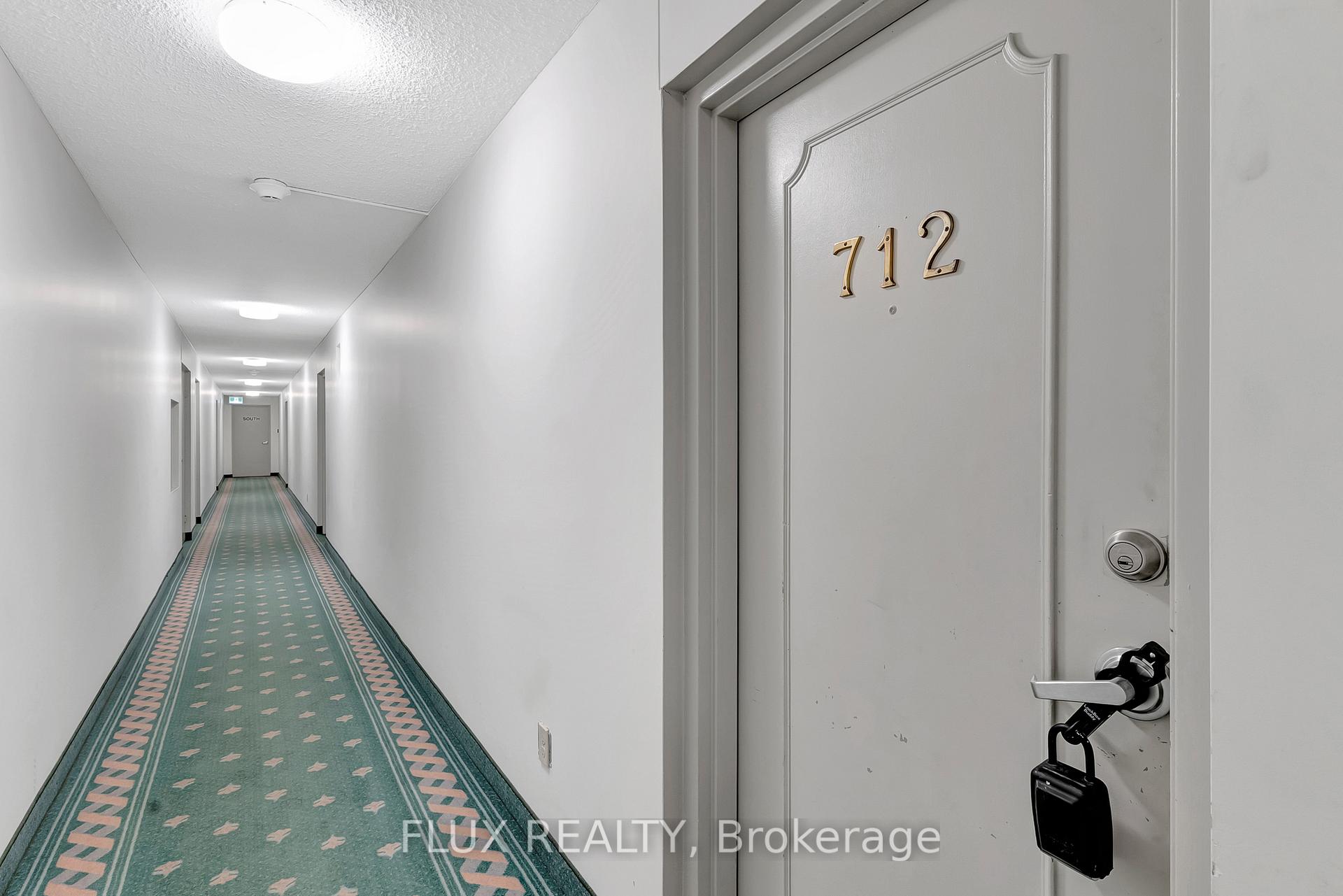 Photo 8 of Unit 712, 225 Harvard Place, Waterloo — HOMEH