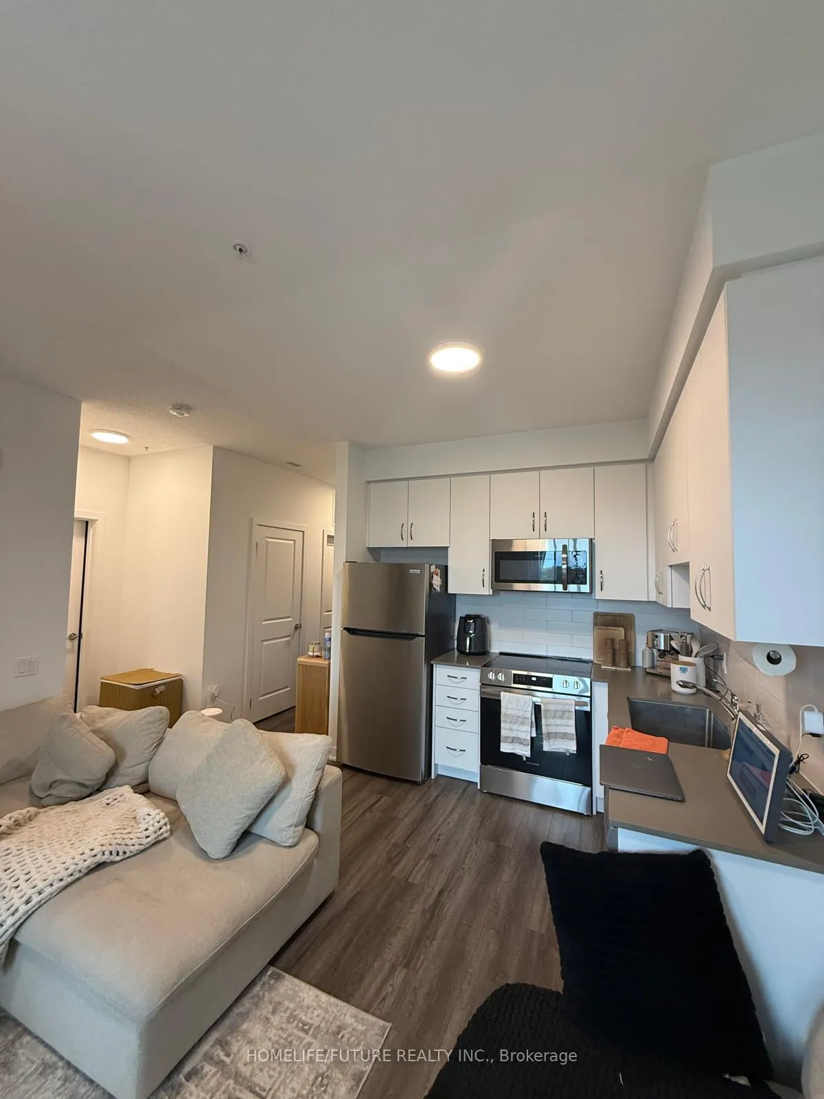 Photo 9 of Unit 426, 385 Artic Red Drive, Oshawa, Windfields — HOMEH