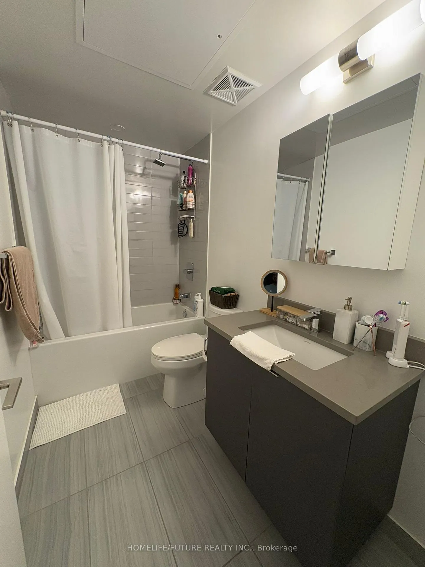 Photo 12 of Unit 426, 385 Artic Red Drive, Oshawa, Windfields — HOMEH