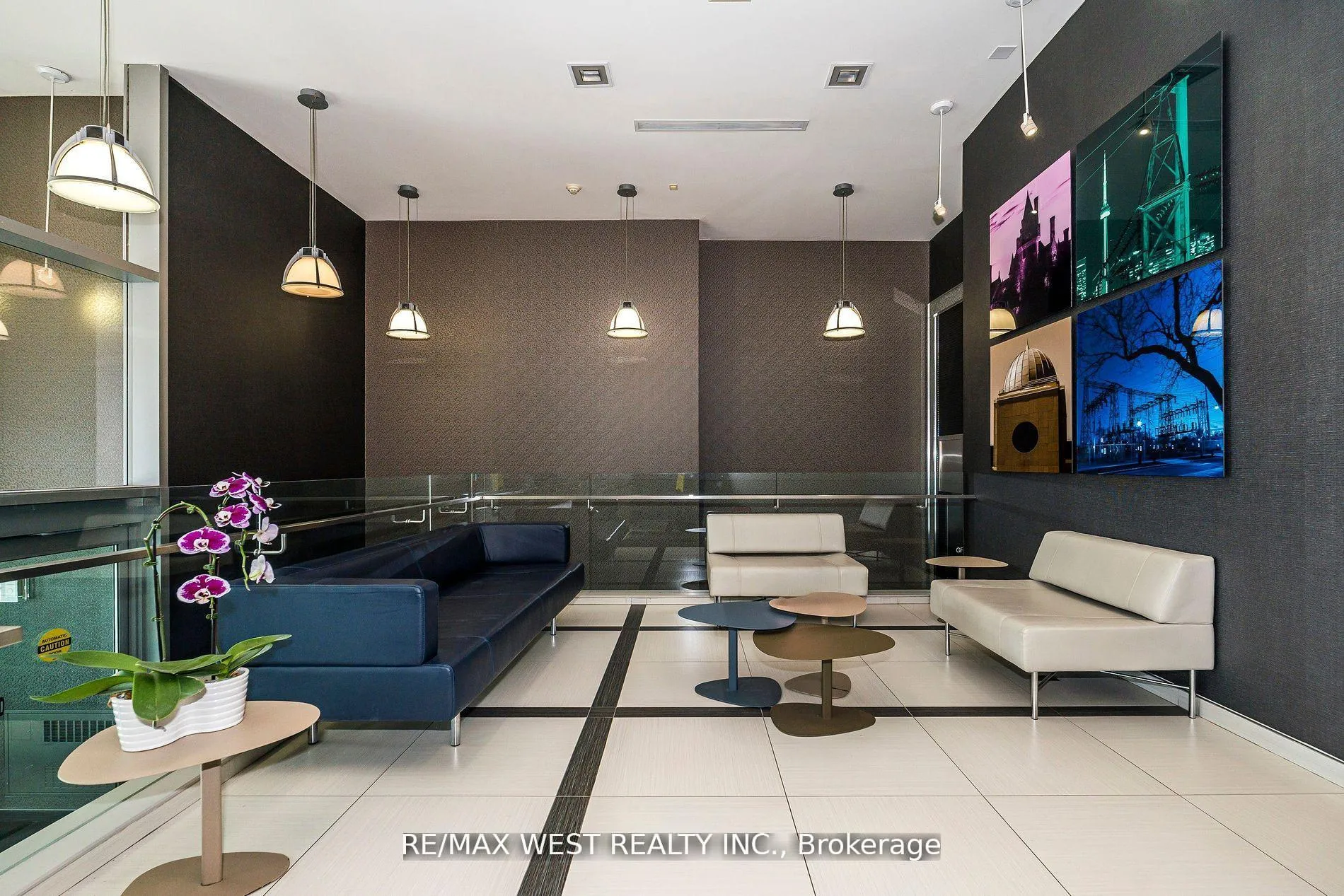 Photo 6 of Unit 333, 380 Macpherson Avenue, Toronto, Casa Loma — HOMEH
