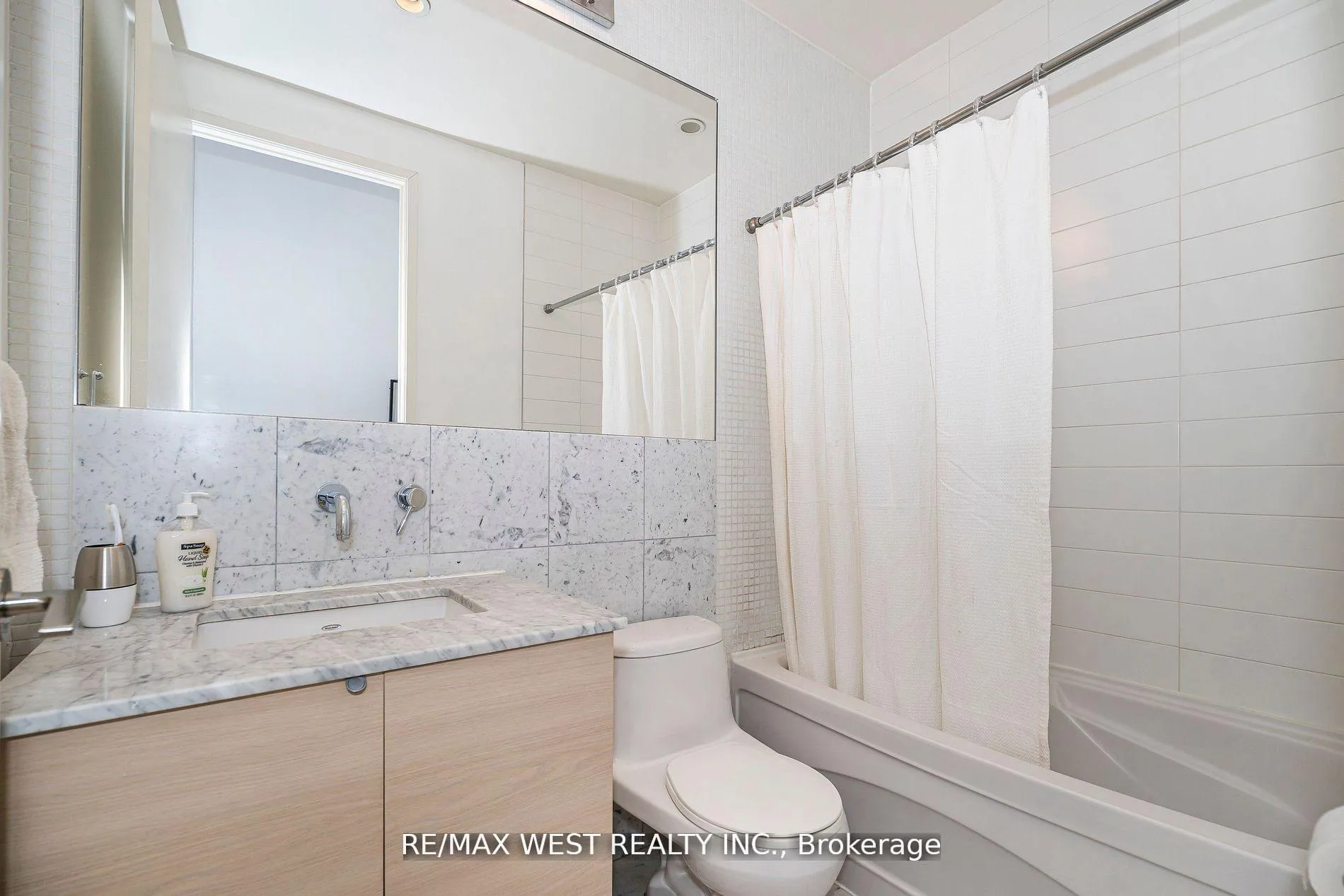 Photo 36 of Unit 333, 380 Macpherson Avenue, Toronto, Casa Loma — HOMEH