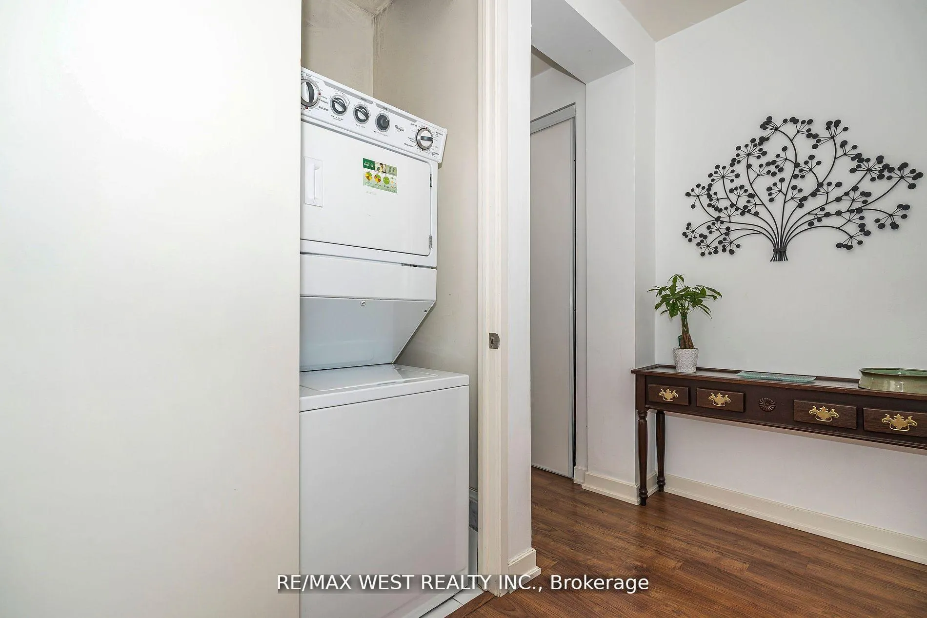 Photo 37 of Unit 333, 380 Macpherson Avenue, Toronto, Casa Loma — HOMEH