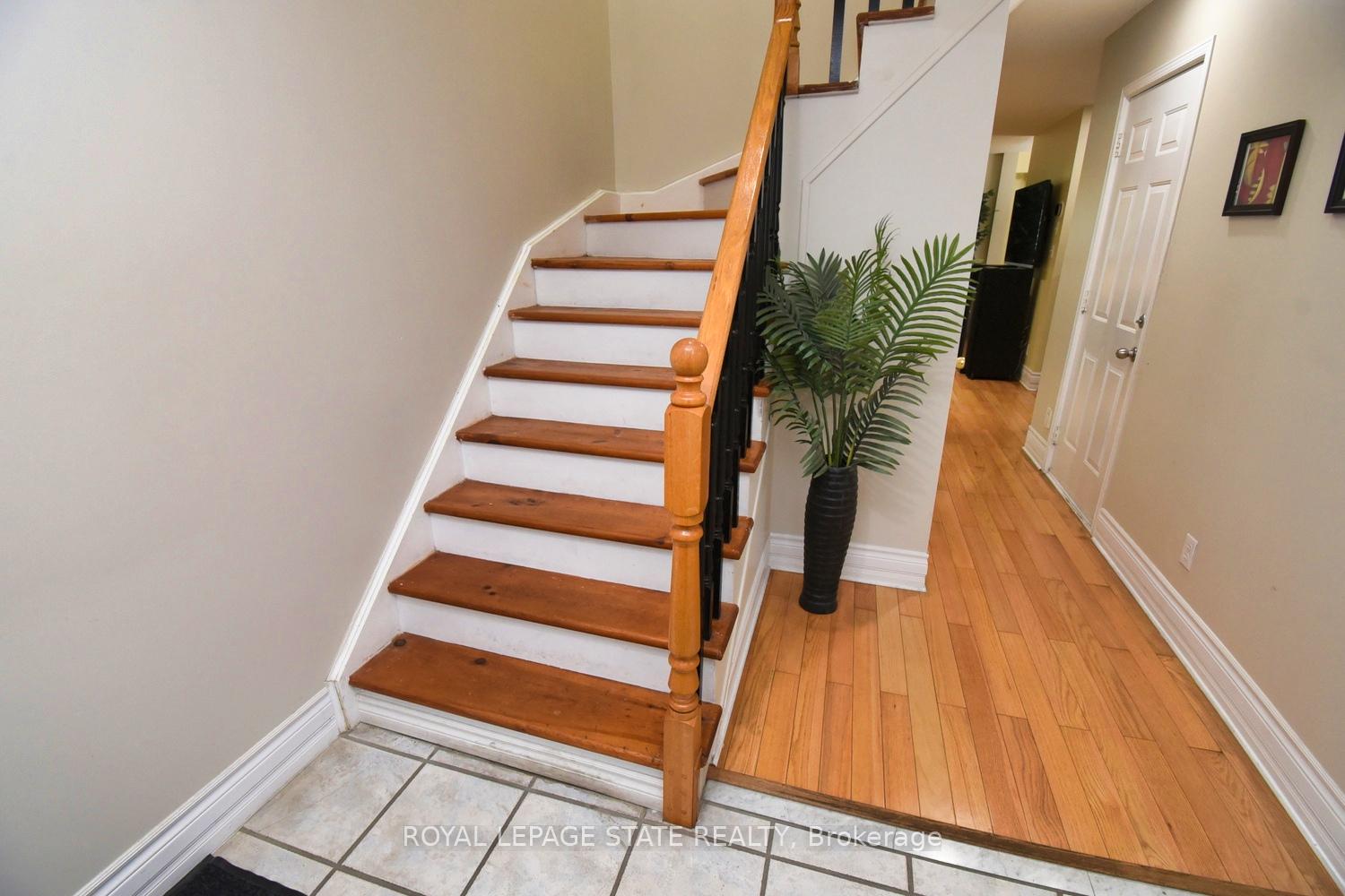 Photo 3 of Unit 14, 565 Rymal Road E, Hamilton, Butler — HOMEH
