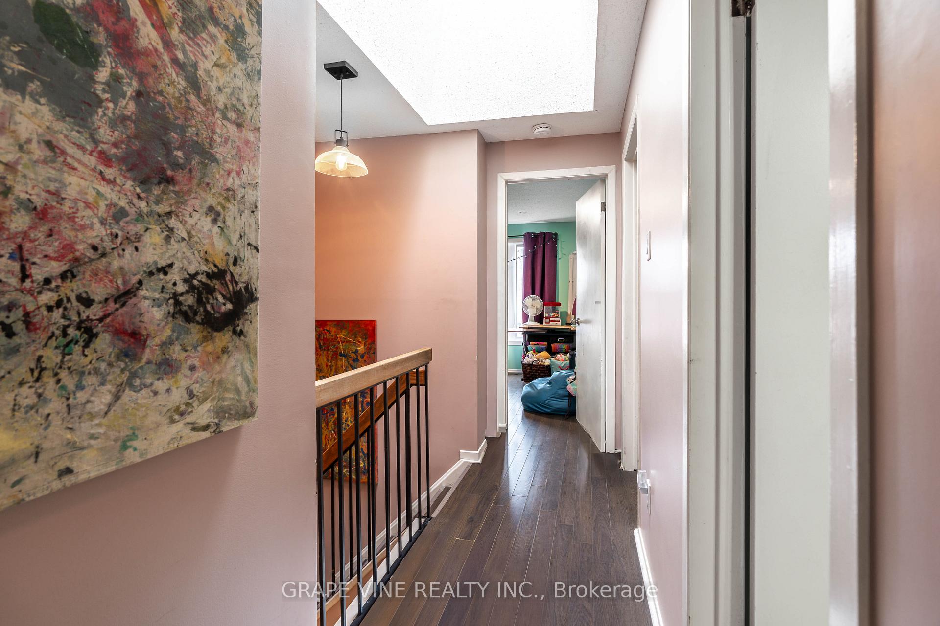 Photo 11 of Unit B, 30B Castlebrook Lane, Ottawa, Centrepointe — HOMEH