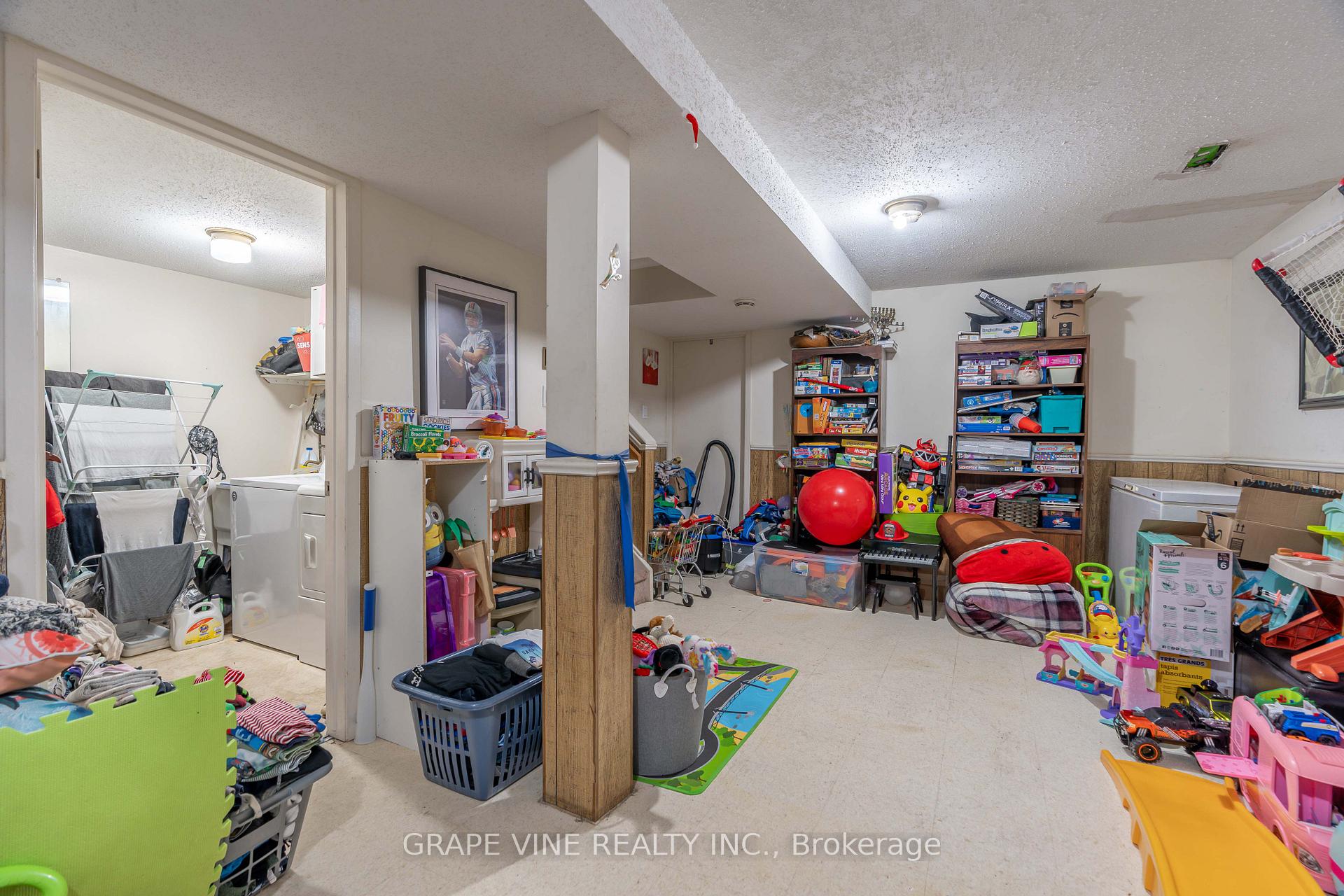 Photo 18 of Unit B, 30B Castlebrook Lane, Ottawa, Centrepointe — HOMEH