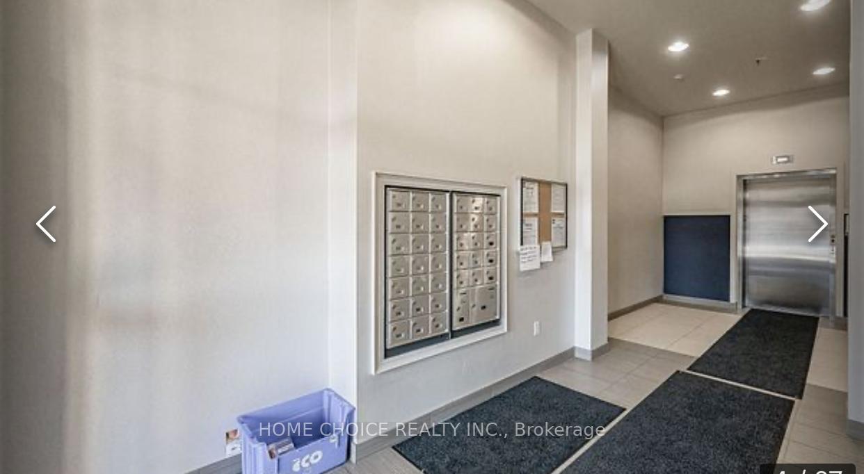 Photo 3 of Unit 302, 427 Aberdeen Avenue, Hamilton, Kirkendall — HOMEH