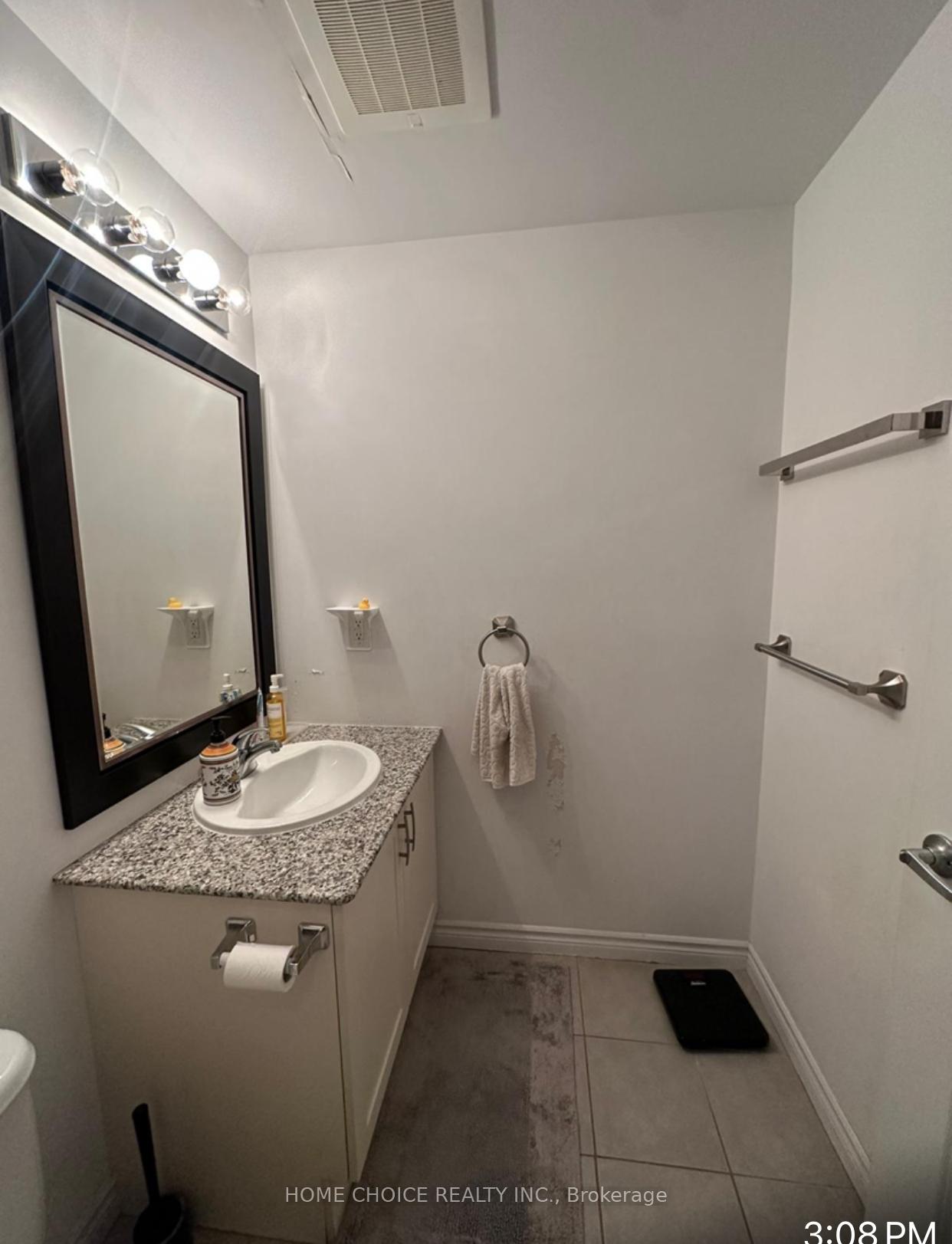 Photo 24 of Unit 302, 427 Aberdeen Avenue, Hamilton, Kirkendall — HOMEH