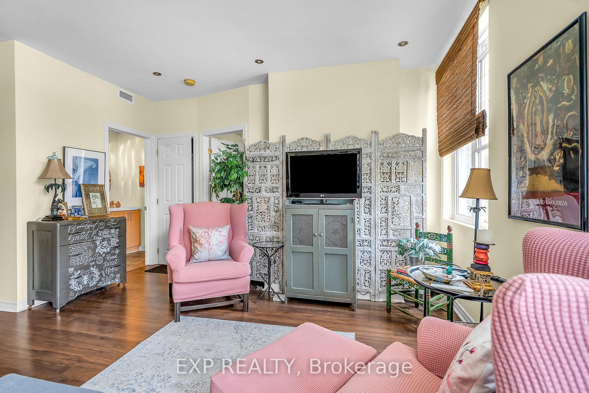 Photo 7 of Unit 202, 412 Fifth Street E, Cornwall — HOMEH