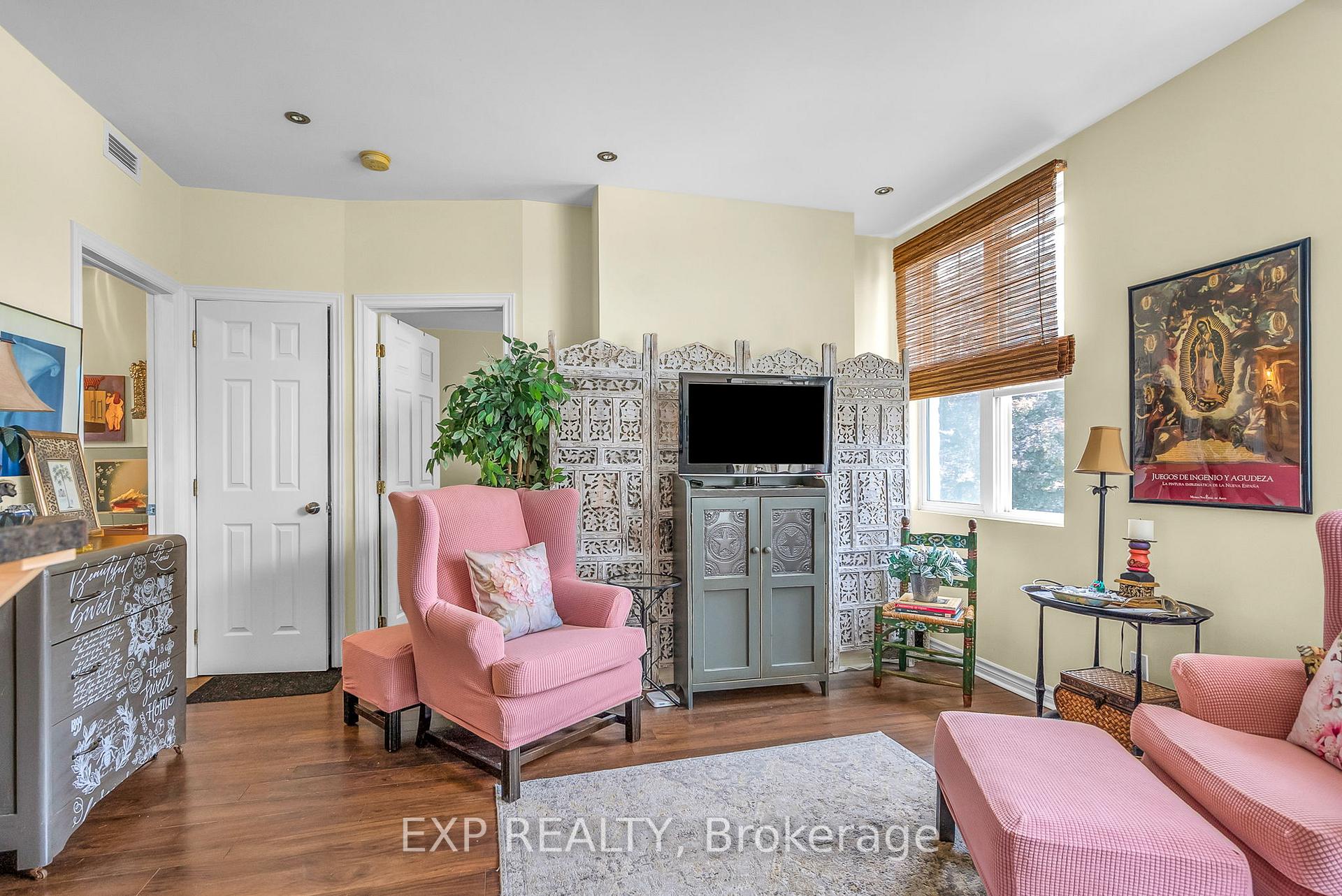 Photo 8 of Unit 202, 412 Fifth Street E, Cornwall — HOMEH
