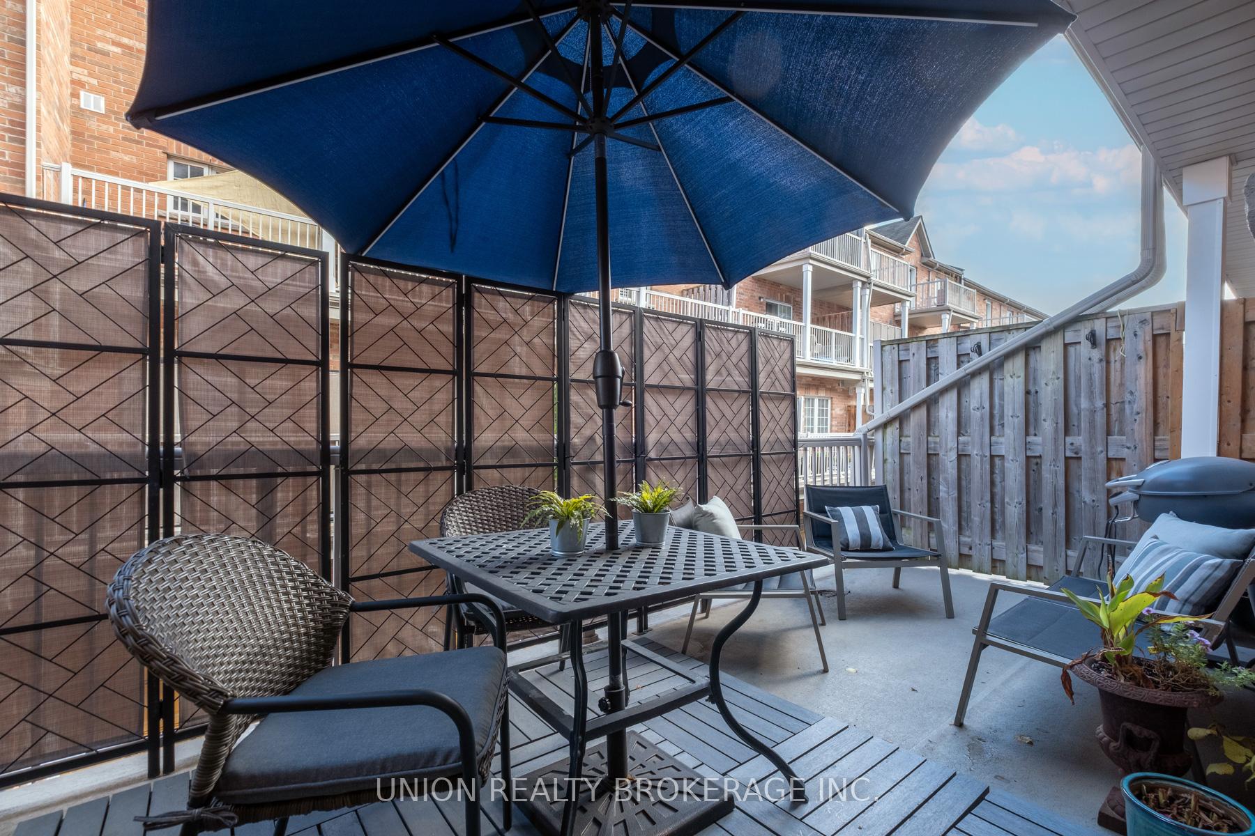 Photo 10 of 39 Philpott Gardens, Toronto, East End-Danforth — HOMEH