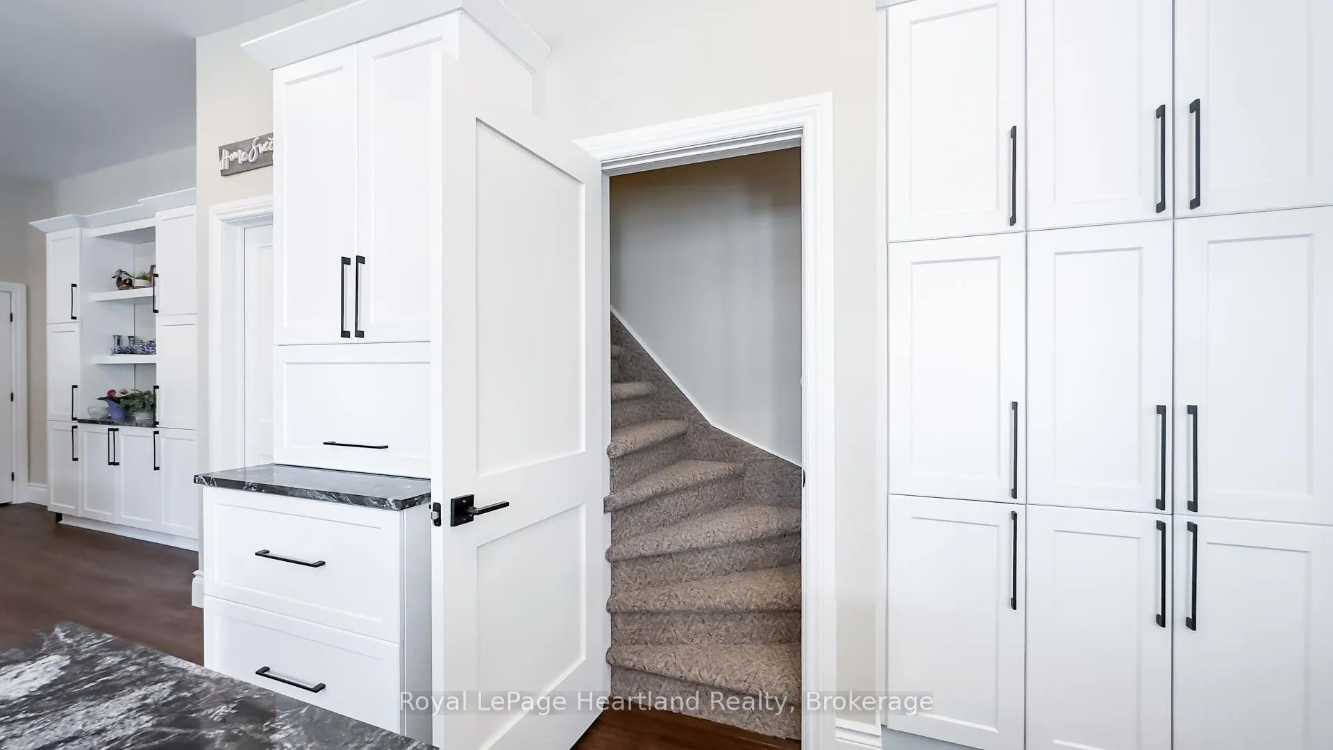 Photo 10 of 192 Albert Street, Central Huron, Clinton — HOMEH