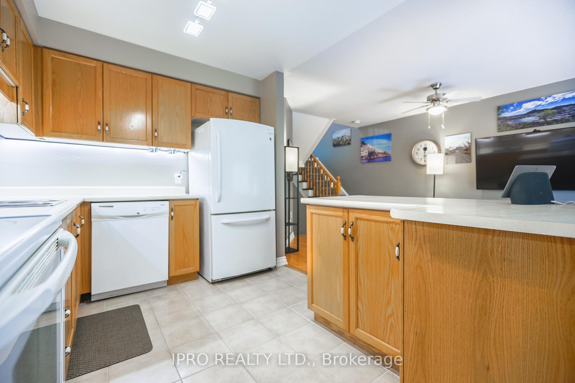 Photo 9 of Unit 50, 346 Highland Road W, Hamilton, Stoney Creek Mountain — HOMEH