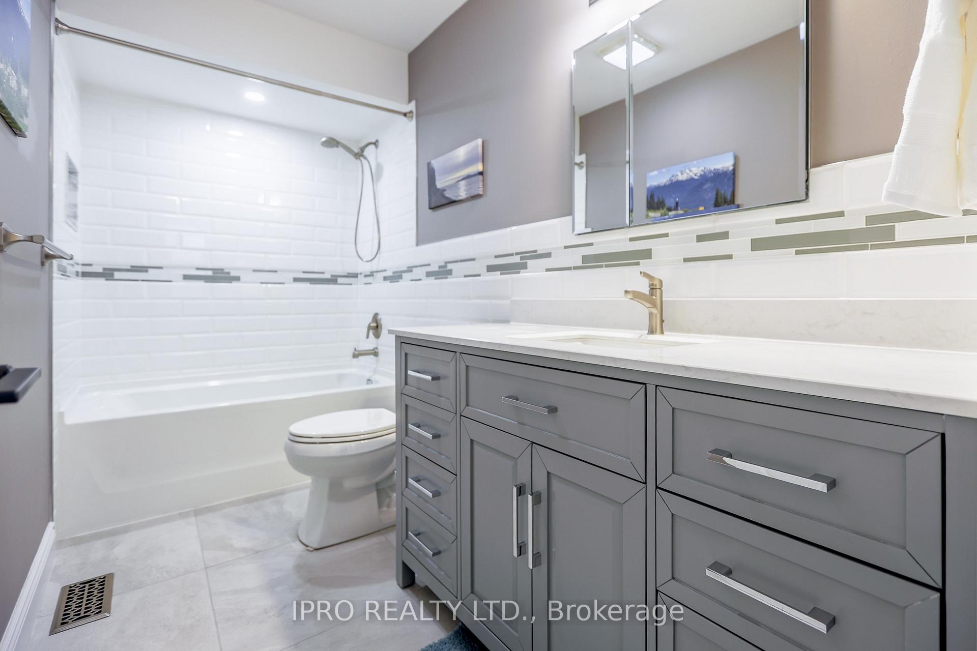Photo 25 of Unit 50, 346 Highland Road W, Hamilton, Stoney Creek Mountain — HOMEH