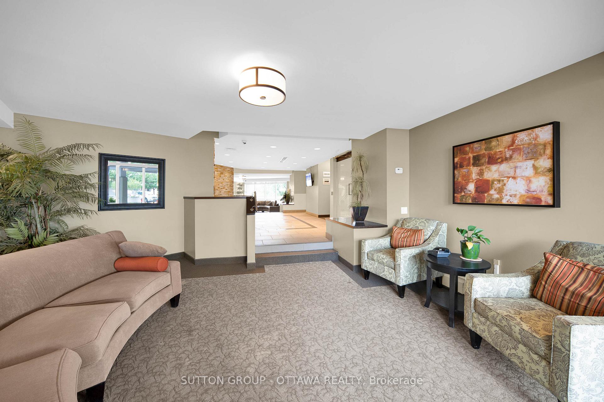 Photo 6 of Unit 711, 1171 Ambleside Drive, Ottawa, Woodroffe — HOMEH