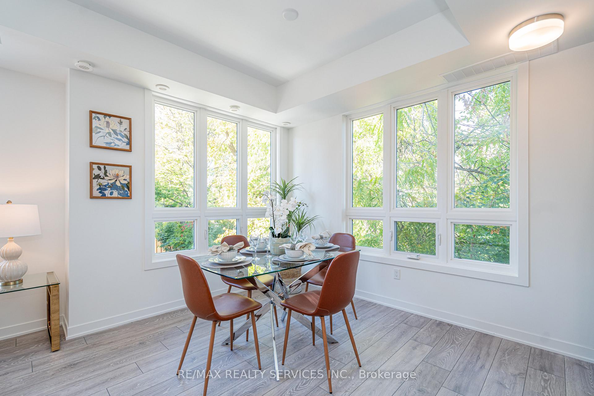 Photo 12 of Unit 16, 4017 Hickory Drive, Mississauga, Rathwood — HOMEH