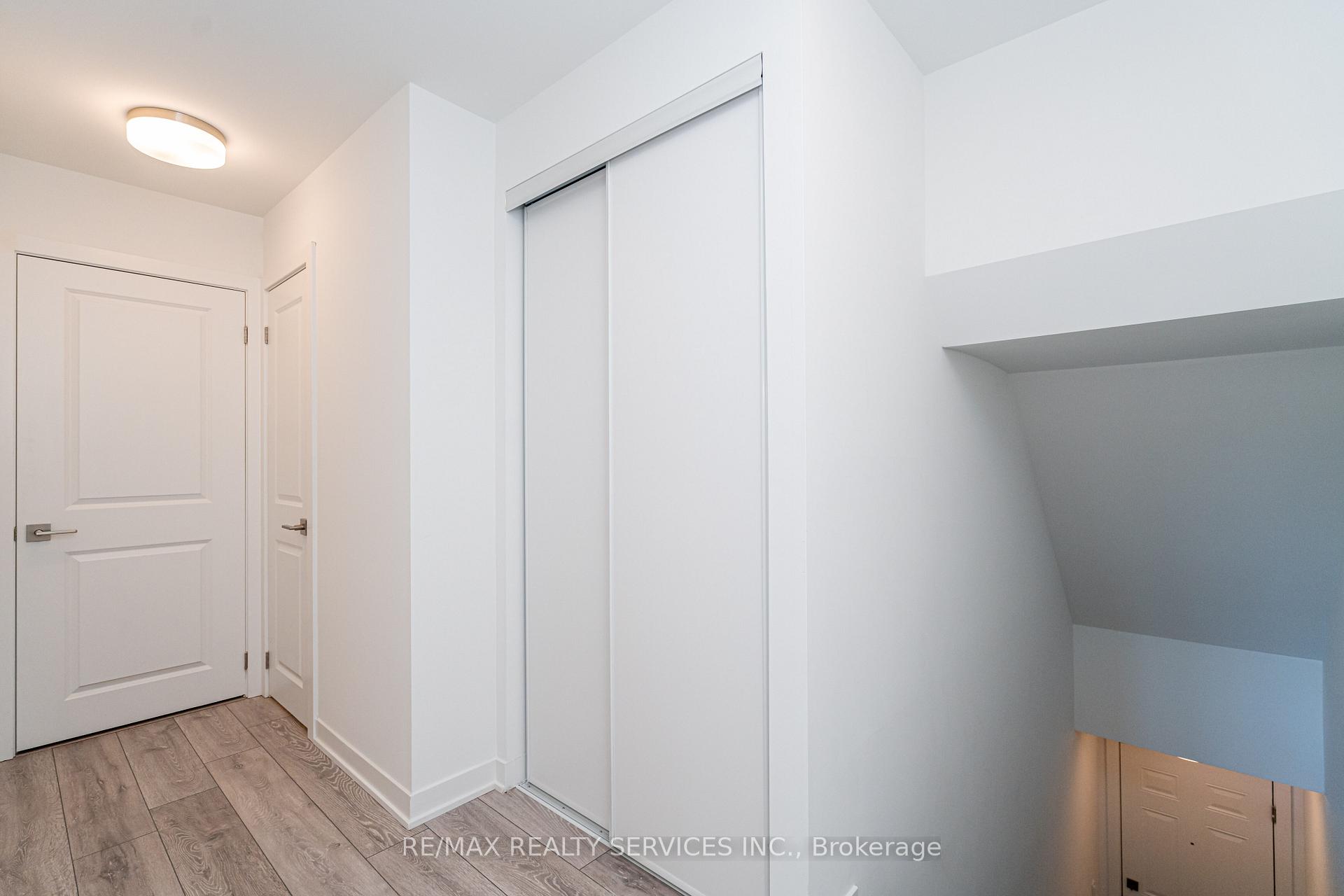 Photo 34 of Unit 16, 4017 Hickory Drive, Mississauga, Rathwood — HOMEH