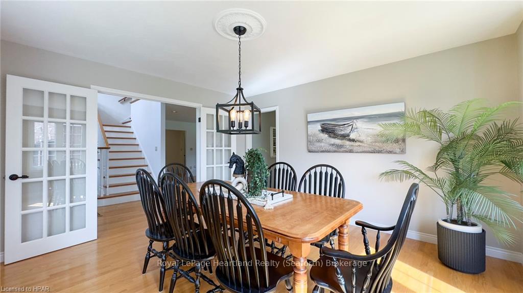 Photo 9 of 30 Lidderdale Street, Bluewater, Bayfield — HOMEH
