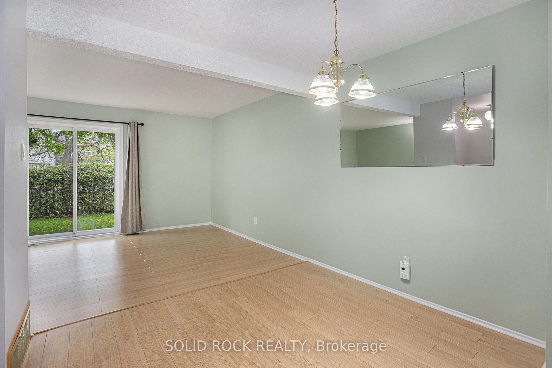 Photo 5 of 422 Sandhamn Private, Ottawa, Hunt Club Park/Greenboro — HOMEH