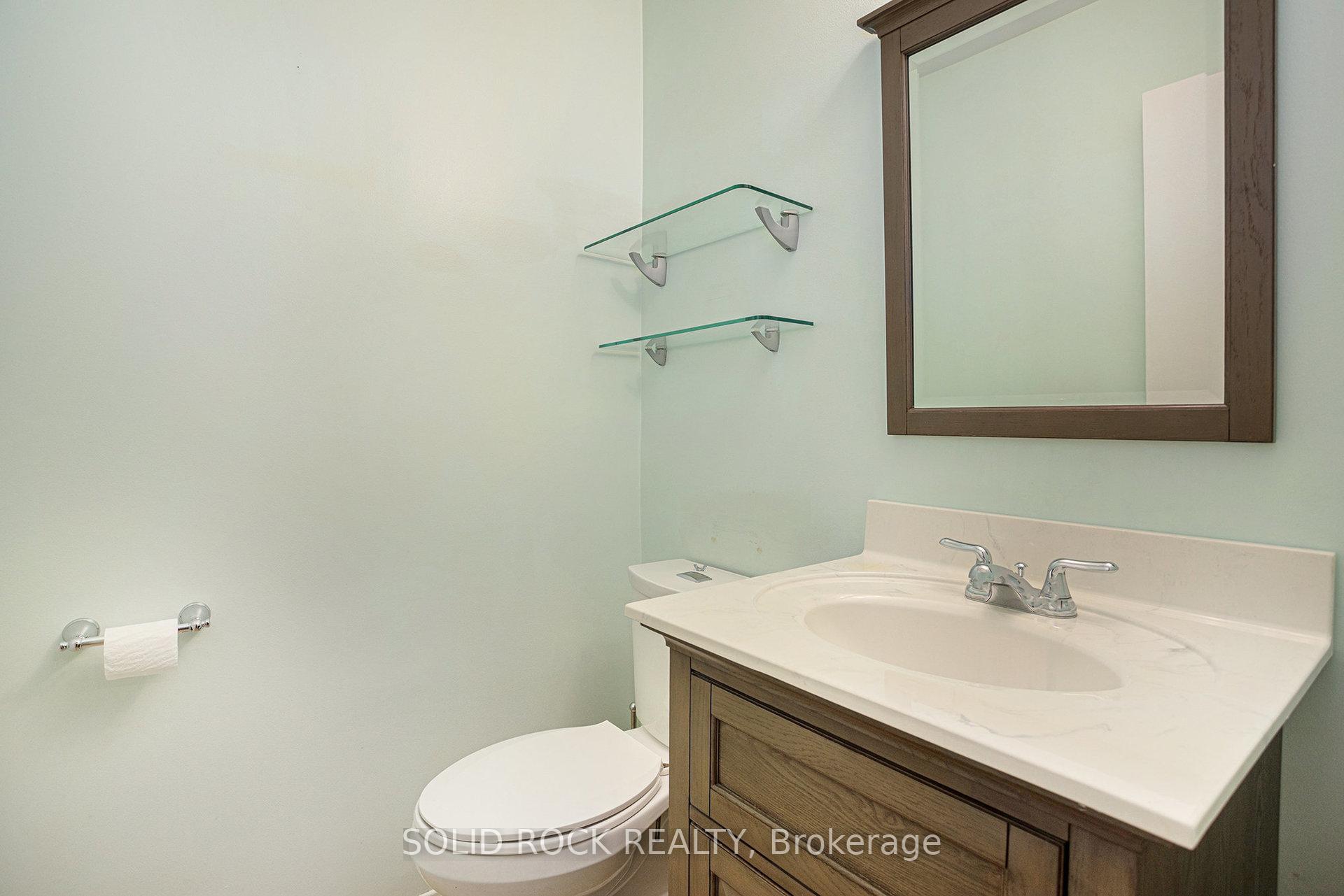 Photo 11 of 422 Sandhamn Private, Ottawa, Hunt Club Park/Greenboro — HOMEH